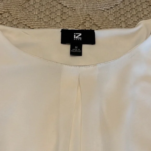 Ivory Flowy blouse - Picture 2 of 5